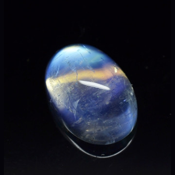 Pietra di luna blu 4.52 ct.