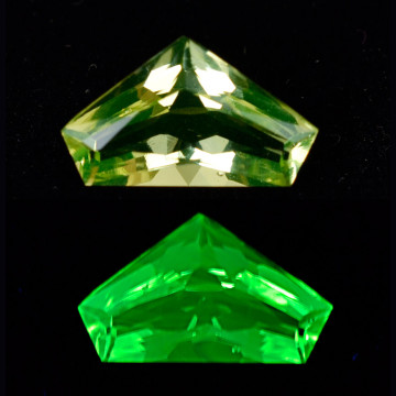Vetro all'uranio 2.15 ct