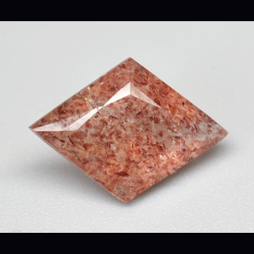 Quartzite with siderophyllite  2.13 ct.