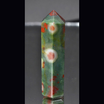 Bloodstone point 22.29 ct.