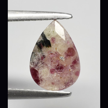 Kakortokite 1.84 ct.