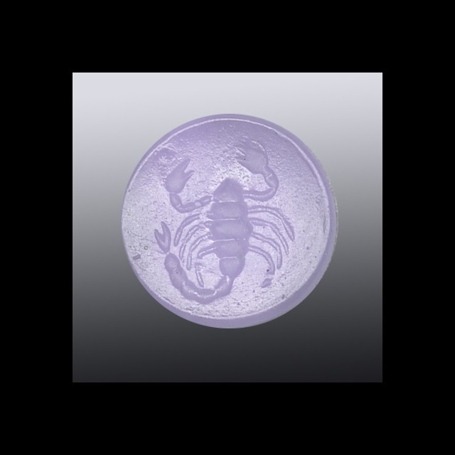 Glass intaglio scorpio 4.75 ct.