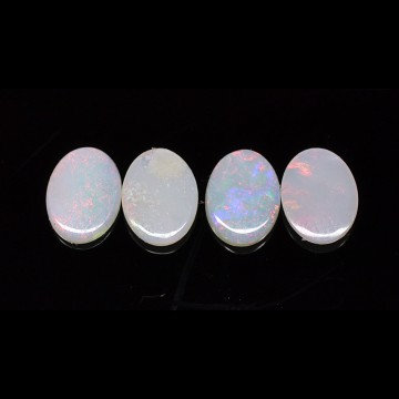 Opale bianco 2.31 ct