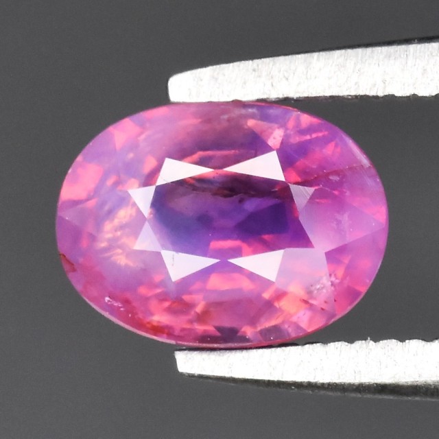 Pink sapphire no heat 0.94 ct.