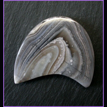 Agata parcelas fancy 54.85 ct.