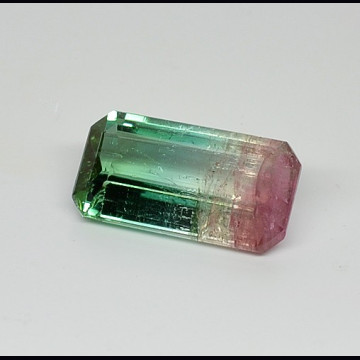 Tormalina bicolor  5.86 ct.
