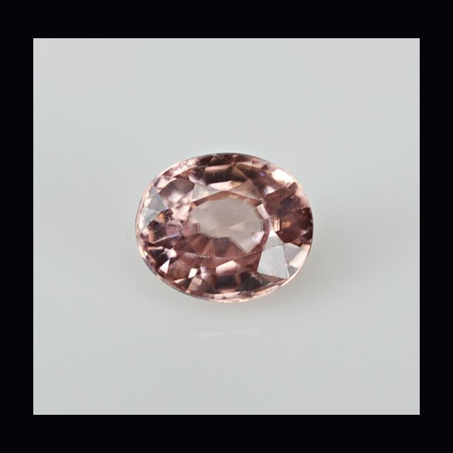Zircone rosa  1.12 ct.