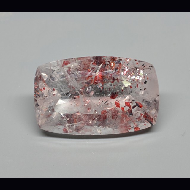 Fire Quartz  7.41 ct.