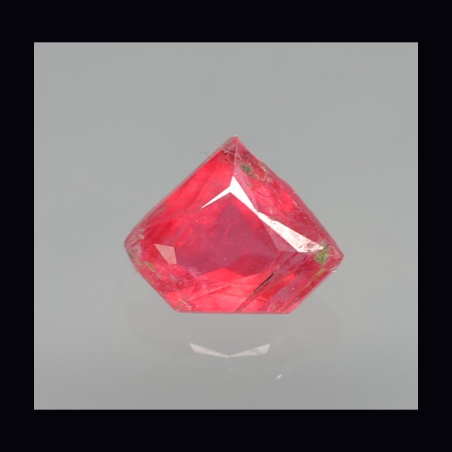 Rhodonite  0.87 ct.