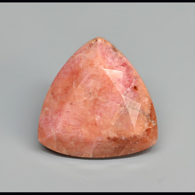 Bustamite  4.03 ct.
