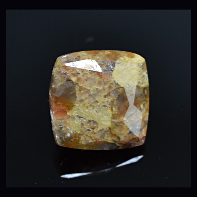 Francevillite  2.39 ct.