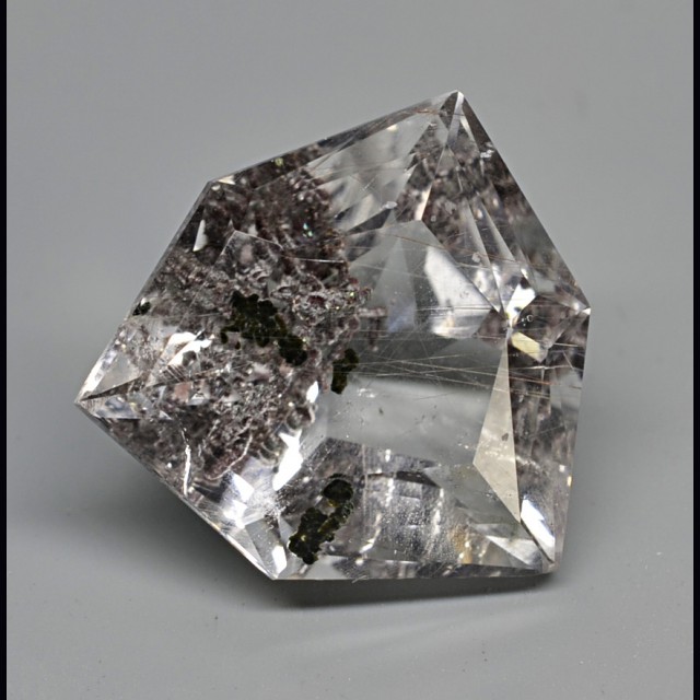 Quarzo con ripidolite  9.16 ct.