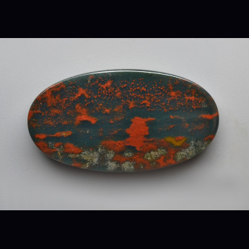 Heliotrope -bloodstone  18.70 ct.