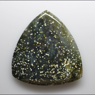 Galactic obsidian 61.60 ct.